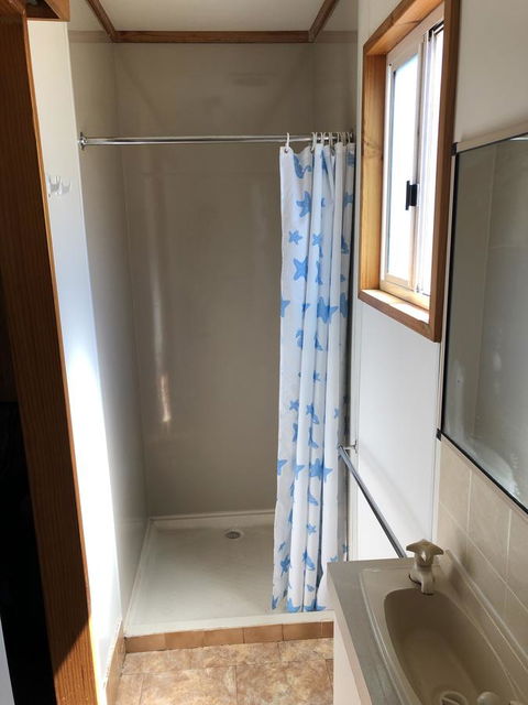 The Aurelian Cabin - Accommodation Yamba 8