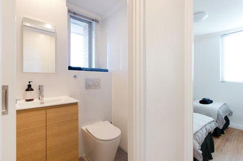 Ocean Breeze Apartment - Accommodation Yamba 26