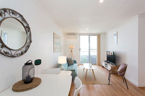 Ocean Breeze Apartment - Accommodation Yamba 12