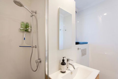Ocean Breeze Apartment - Accommodation Yamba 24