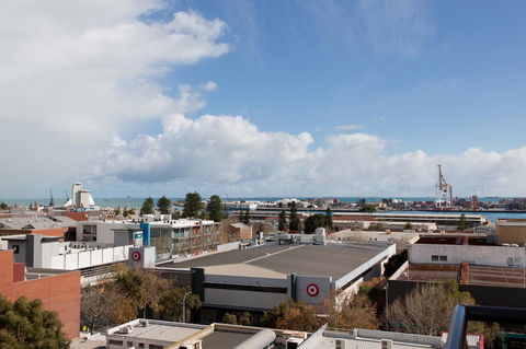 Ocean Breeze Apartment - Accommodation Yamba 4
