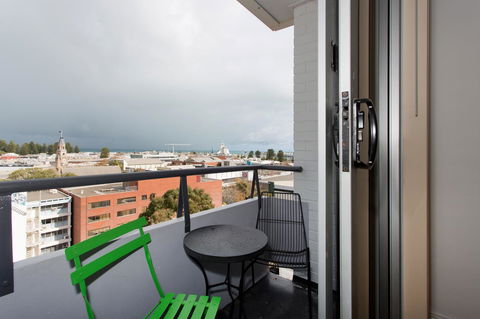Ocean Breeze Apartment - Accommodation Yamba 7
