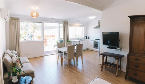 Sun Studio - Accommodation Yamba 7