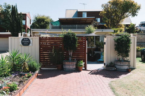 Sun Studio - Accommodation Yamba 12