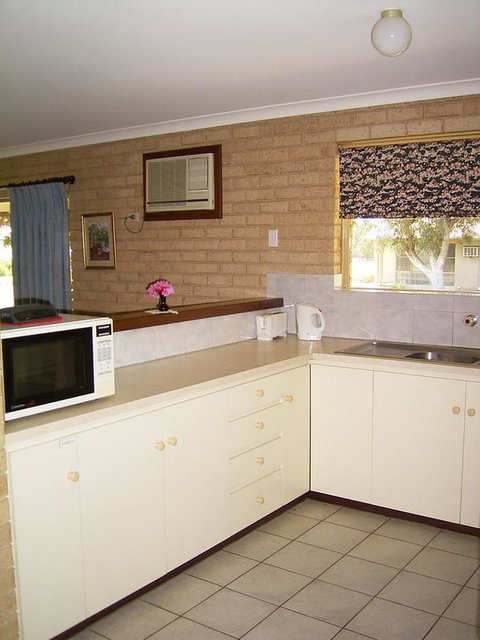 Kalbarri Riverfront Unit - Accommodation Yamba 12