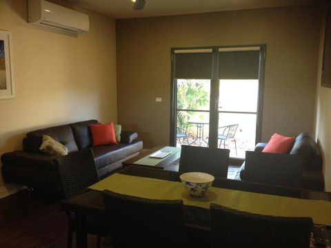 Breezes Apartments - Accommodation Yamba 2