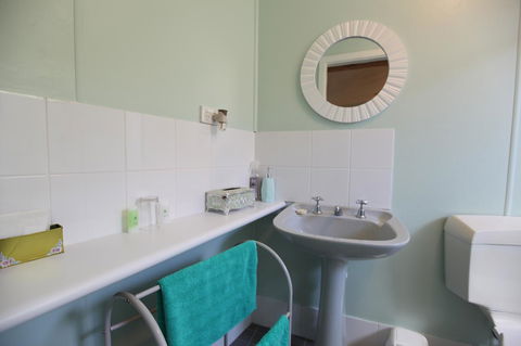 Jacaranda Guest House - Accommodation Yamba 9