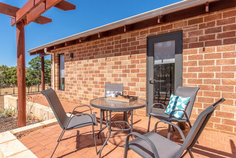 'Bindoon Valley Escape' Cottage - Accommodation Yamba 8