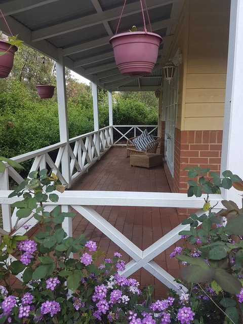 Two Sisters Chalets - Accommodation Yamba 10
