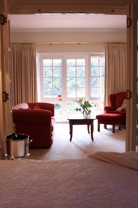 Two Sisters Chalets - Accommodation Yamba 16