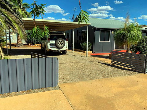 The Cottage That Could - Accommodation Yamba 0
