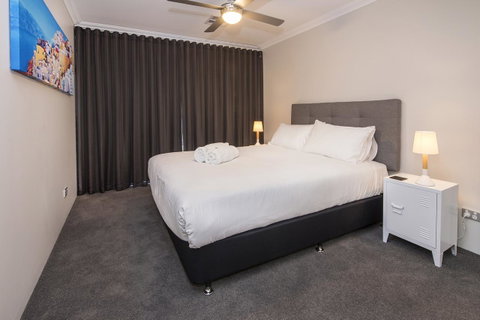15 Cabot Close - Accommodation Yamba 8