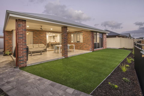 15 Cabot Close - Accommodation Yamba 26