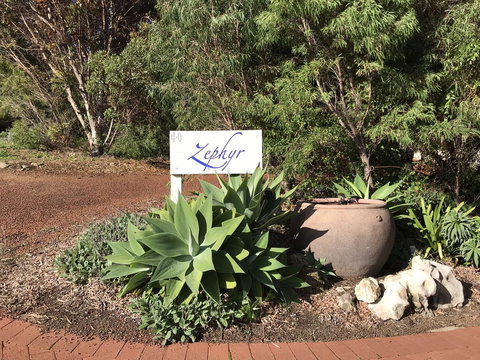 Zephyr Studio - Accommodation Yamba 23