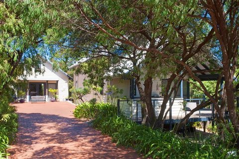 Zephyr Studio - Accommodation Yamba 24