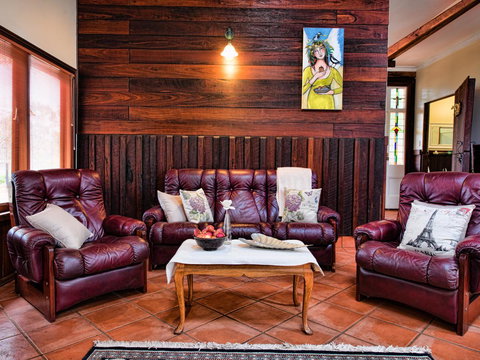 Oak Tree Barn Bridgetown - Accommodation Yamba 6