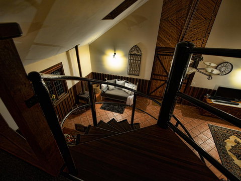 Oak Tree Barn Bridgetown - Accommodation Yamba 0