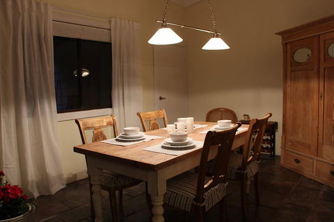 Bickley Valley Cottage - Accommodation Yamba 0