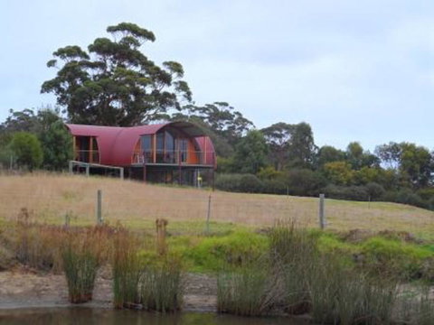 Tennessee Hill Chalets - Accommodation Yamba 7