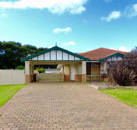 Silver Gull Family Retreat - Accommodation Yamba