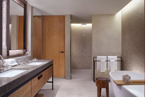 The Ritz-Carlton, Perth - Accommodation Yamba 8