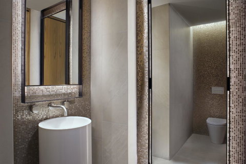 The Ritz-Carlton, Perth - Accommodation Yamba 9