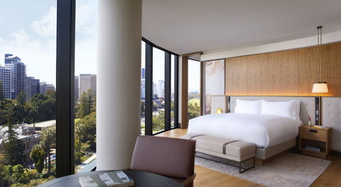 The Ritz-Carlton, Perth - Accommodation Yamba 7