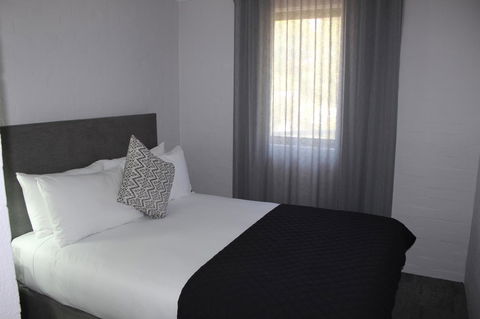 Atrium Hotel Mandurah - Accommodation Yamba 3