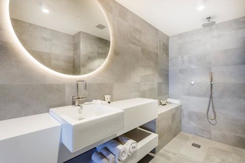 Quay Perth - Accommodation Yamba 11