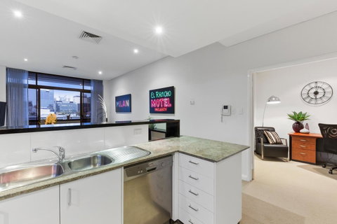 The Executive Penthouse - Accommodation Yamba 14