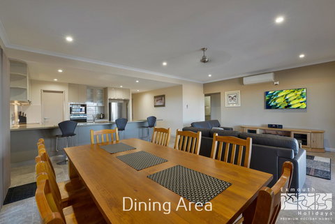 7 Kestrel Place - Accommodation Yamba 4
