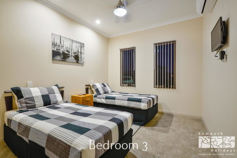 7 Kestrel Place - Accommodation Yamba 14