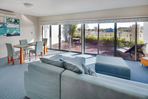 Seashells Mandurah - Accommodation Yamba 9