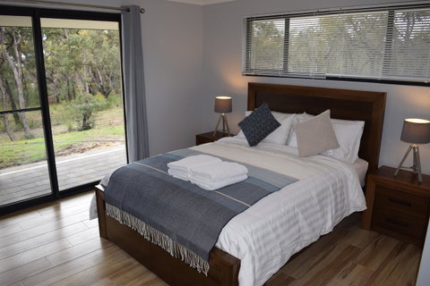 Eagle Bay House - Accommodation Yamba 0