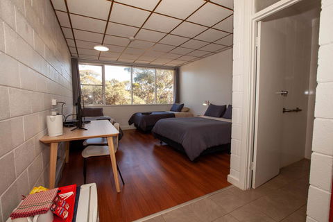 EUCLA MOTOR HOTEL - Accommodation Yamba 4