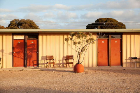 EUCLA MOTOR HOTEL - Accommodation Yamba 7