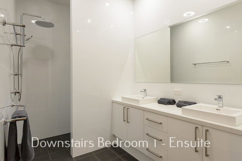 32 Corella Court - Accommodation Yamba 8