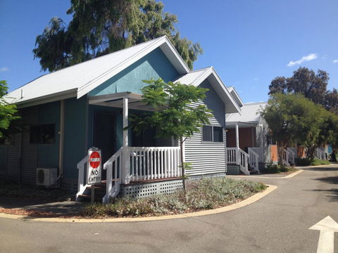 Mandurah Ocean Marina Chalets - Accommodation Yamba 38
