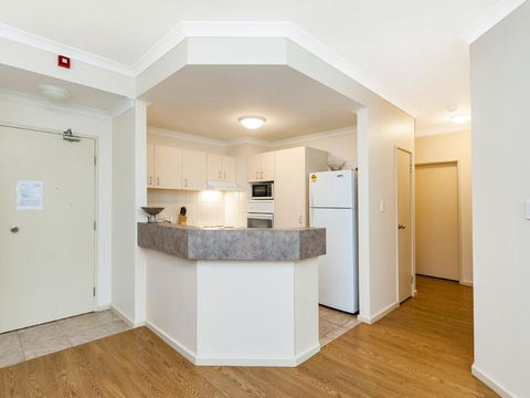 James On The Park - Executive Escapes - Accommodation Yamba 22