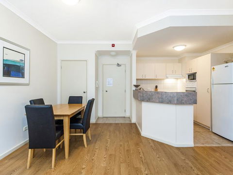 James On The Park - Executive Escapes - Accommodation Yamba 19