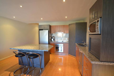 The Arcadia Apartment - Accommodation Yamba 7