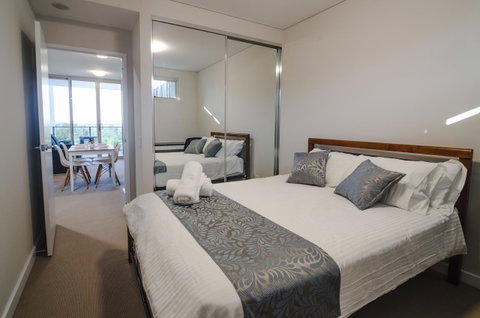 Boutique Carousel Apartment - Accommodation Yamba 6