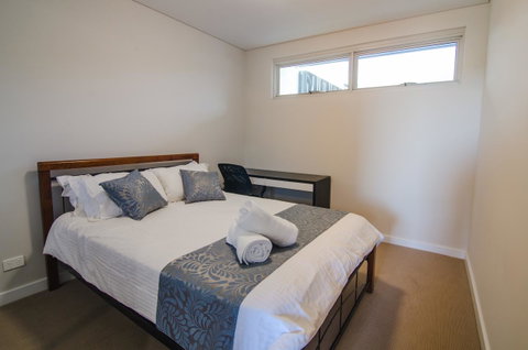 Boutique Carousel Apartment - Accommodation Yamba 5