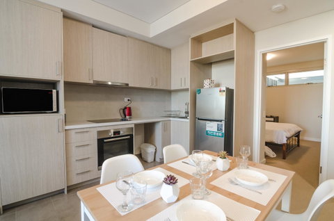 Boutique Carousel Apartment - Accommodation Yamba 4