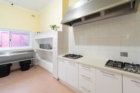 MyOZexp Aberdeen Lodge - Accommodation Yamba 8
