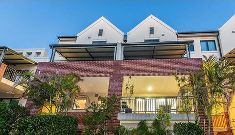 Subiaco Emporium Apartment - Accommodation Yamba 7