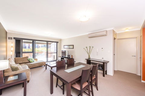 Subiaco Emporium Apartment - Accommodation Yamba 26