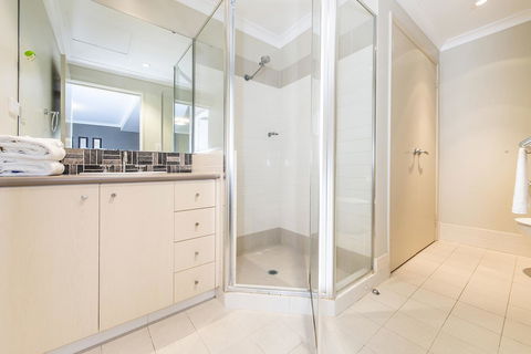Subiaco Emporium Apartment - Accommodation Yamba 12
