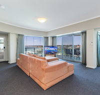 A 406 FANTASTIC OCEAN BEACH and MARINA VIEW APT AT SEASHELLS RESORT - Accommodation Yamba