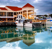 The Marina Hotel - Mindarie - Accommodation Yamba
